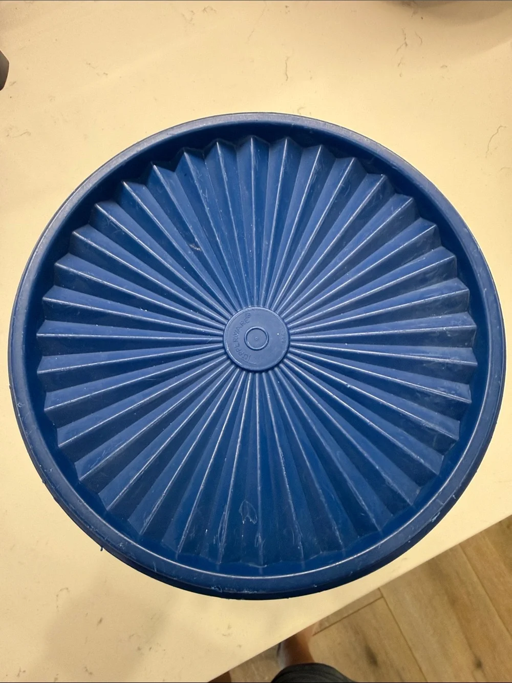 Tupperware‎ Servalier Canister Blue Decorative Floral Motif with Lid